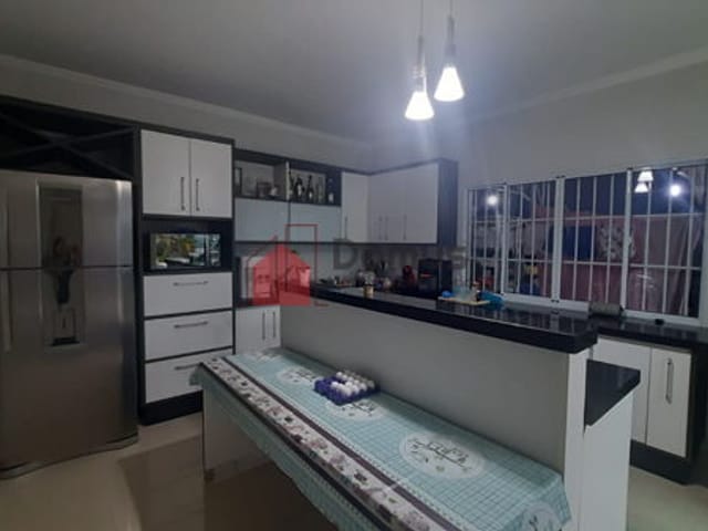 Casa à venda, no bairro Conjunto Habitacional Terra dos Ipês W em Pindamonhangaba