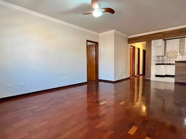 Casa com 330m² 3 quartos e 3 banheiros, para alugar, no bairro Jardim Império do Sol em Londrina