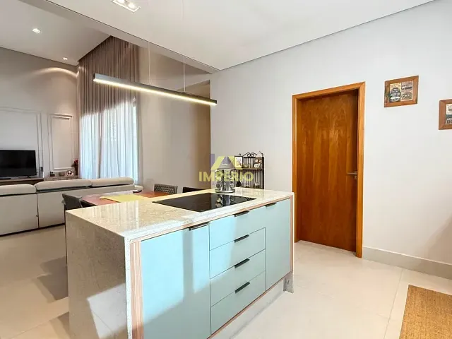 Casa com 464m² 3 quartos e 3 banheiros, à venda, no bairro Portal dos Bandeirantes Salto em Salto