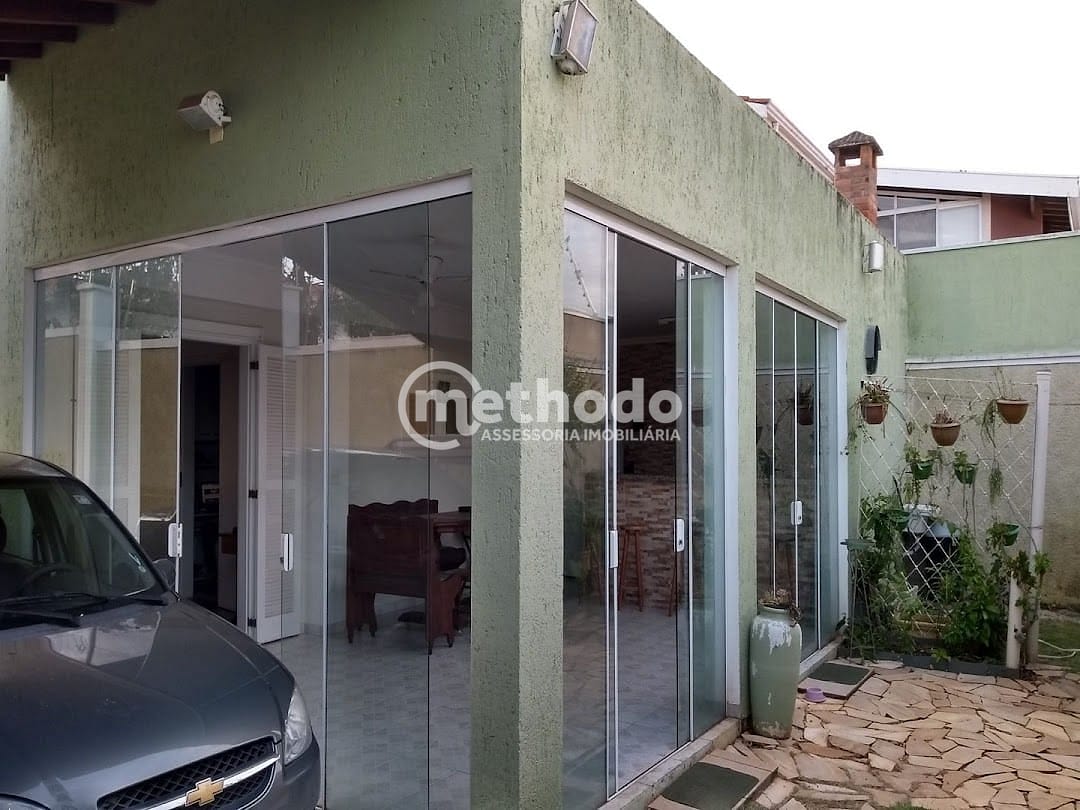 Casa, 3 quartos, 191 m² - Foto 1