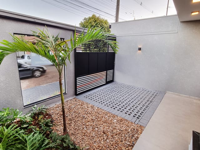 Casa com 126m² 3 quartos e 1 banheiro, à venda, no bairro Jardim Montecatini em Cambé