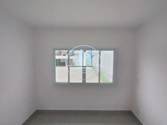 Casa com 556m² 5 quartos e 3 banheiros, à venda, no bairro Fátima II em Pouso Alegre
