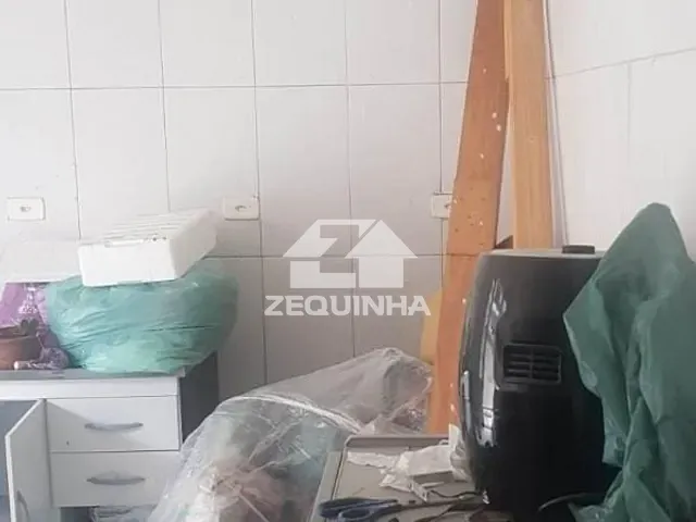 Casa com 125m² 5 quartos e 5 banheiros, à venda, no bairro Umuarama em Osasco