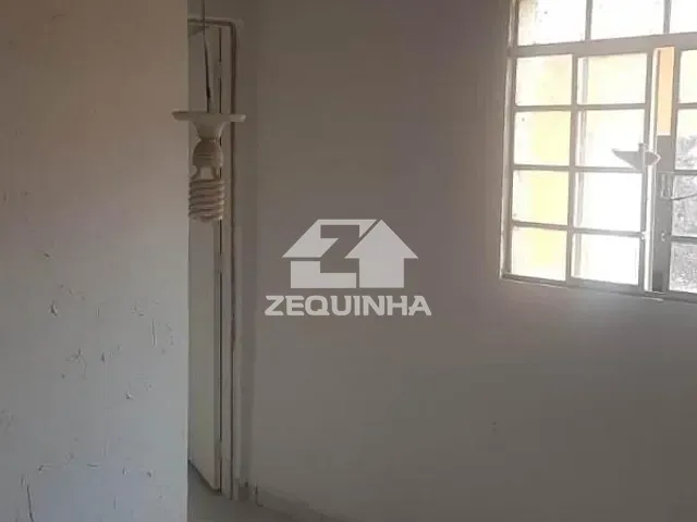 Casa com 125m² 5 quartos e 5 banheiros, à venda, no bairro Umuarama em Osasco
