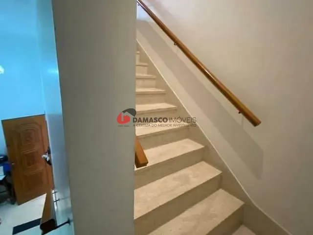 Casa com 491m² 1 quarto e 1 banheiro, à venda, no bairro Utinga em Santo André