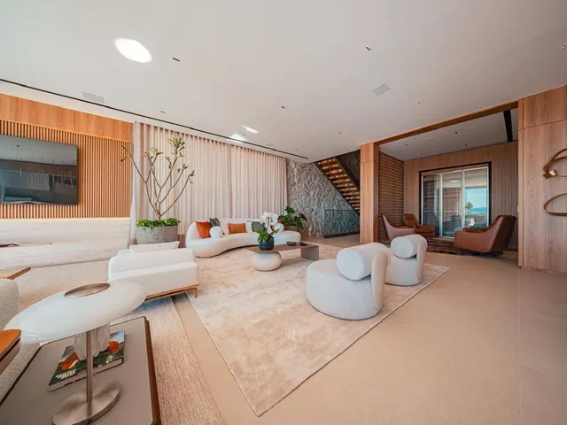 Casa com 550m² 4 quartos e 7 banheiros, à venda, no bairro Alphaville em Santana de Parnaíba