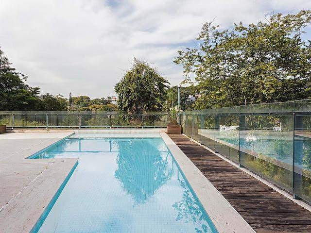 Casa 4 quartos e 6 banheiros, à venda, no bairro Cidade Jardim em São Paulo