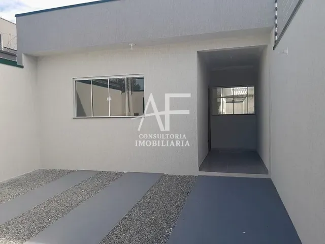 Casa com 150m² 2 quartos e 2 banheiros, à venda, no bairro Piracangaguá (Chácara Flórida) em Taubaté