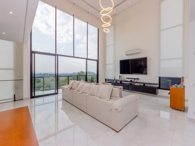 Foto do Casa - Casa em condomínio para venda com 3 quartos, sendo 3 suítes, 350m² | Correteria Imóveis