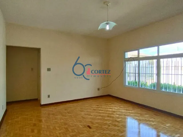 Casa com 368m² 3 quartos e 2 banheiros, à venda, no bairro Cidade Nova em Rio Claro