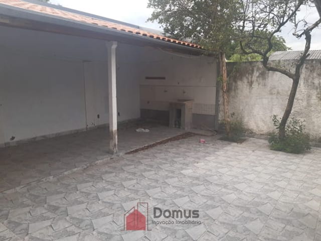 Casa com 189m², à venda, no bairro Cícero Prado em Pindamonhangaba
