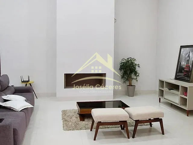 Casa com 1500m² 6 quartos e 5 banheiros, à venda, no bairro rua do contorno em Chapada dos Guimarães