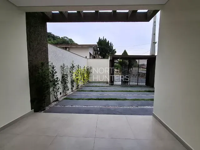 Casa com 116m² 3 quartos e 3 banheiros, à venda, no bairro Glória em Joinville