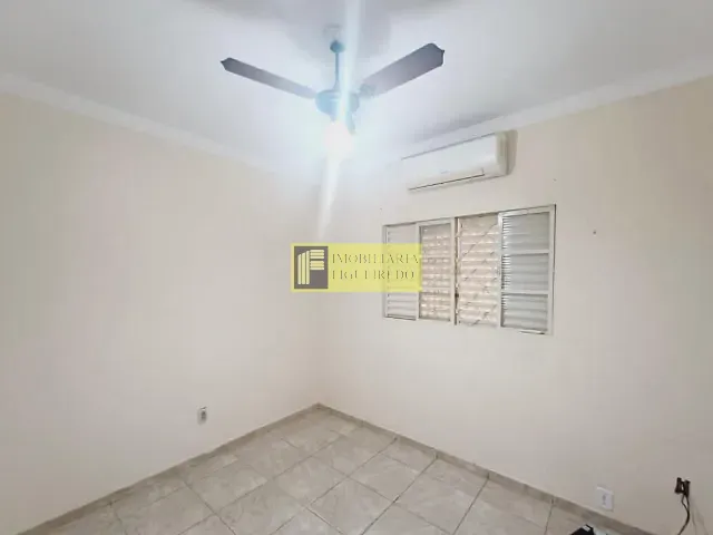 Casa com 200m² 3 quartos e 2 banheiros, à venda, no bairro Conjunto Habitacional Costa do Sol em São José do Rio Preto