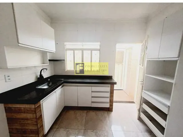 Casa com 200m² 3 quartos e 2 banheiros, à venda, no bairro Conjunto Habitacional Costa do Sol em São José do Rio Preto