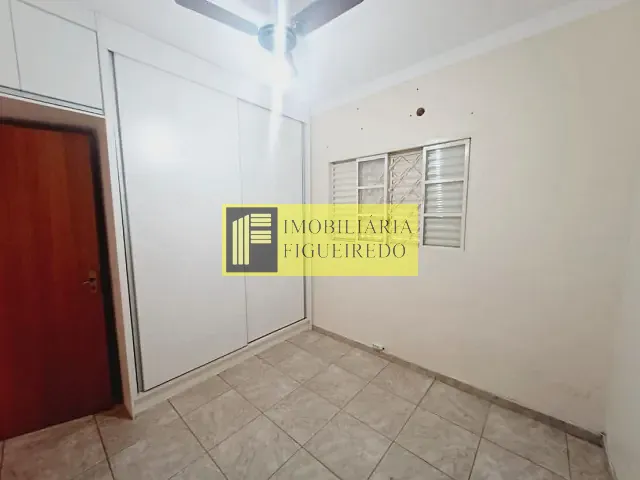 Casa com 200m² 3 quartos e 2 banheiros, à venda, no bairro Conjunto Habitacional Costa do Sol em São José do Rio Preto