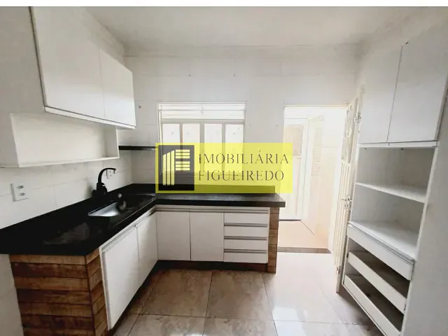 Casa com 200m² 3 quartos e 2 banheiros, à venda, no bairro Conjunto Habitacional Costa do Sol em São José do Rio Preto
