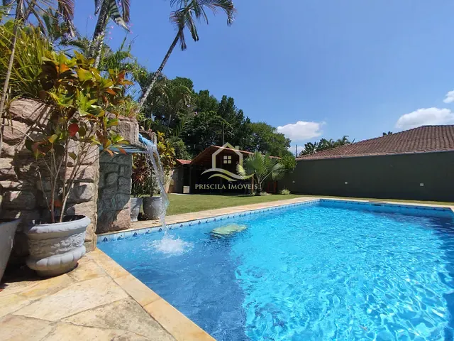 Casa com 400m² 3 quartos e 3 banheiros, à venda, no bairro Boracéia em São Sebastião