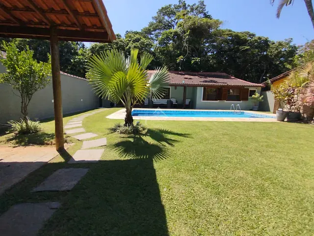 Casa com 400m² 3 quartos e 3 banheiros, à venda, no bairro Boracéia em São Sebastião