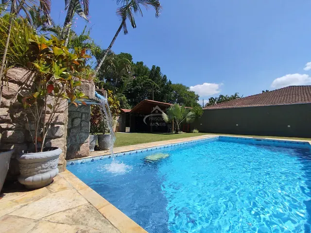 Casa com 400m² 3 quartos e 3 banheiros, à venda, no bairro Boracéia em São Sebastião