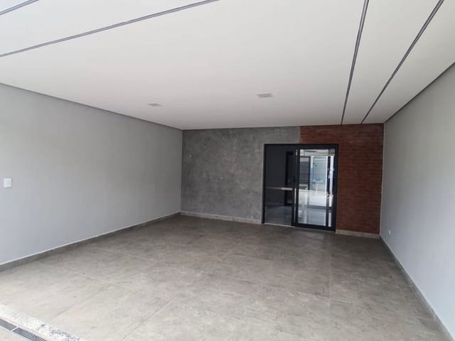 Casa com 200m² 3 quartos e 1 banheiro, à venda, no bairro Campo das Antas em Poços de Caldas