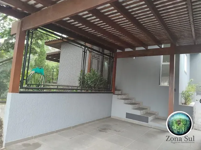 Casa com 495m² 3 quartos e 3 banheiros, à venda ou para alugar, no bairro Vila Domingues em Votorantim