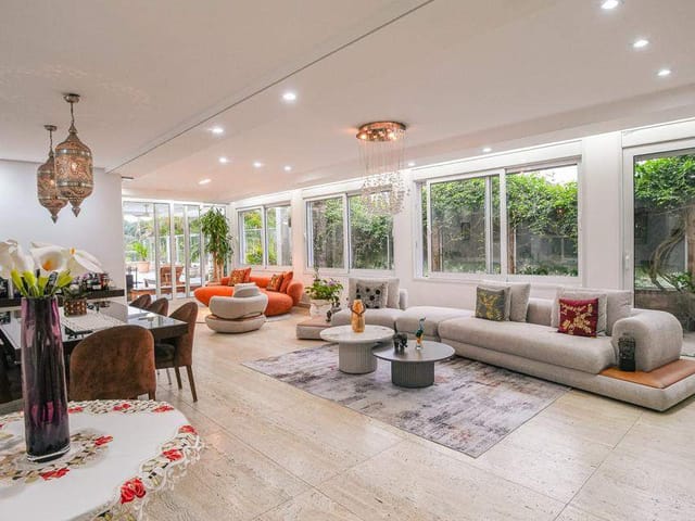 Casa com 490m² 5 quartos e 7 banheiros, à venda, no bairro Alphaville em Santana de Parnaíba