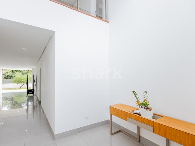 Casa com 424m² 4 quartos e 6 banheiros, à venda, no bairro Alphaville em Santana de Parnaíba