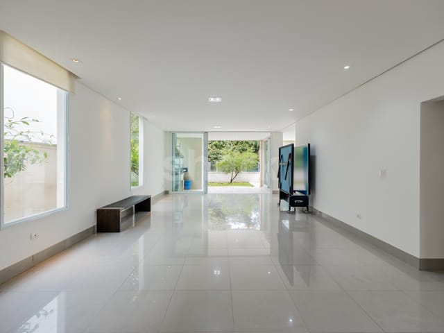 Casa com 424m² 4 quartos e 6 banheiros, à venda, no bairro Alphaville em Santana de Parnaíba
