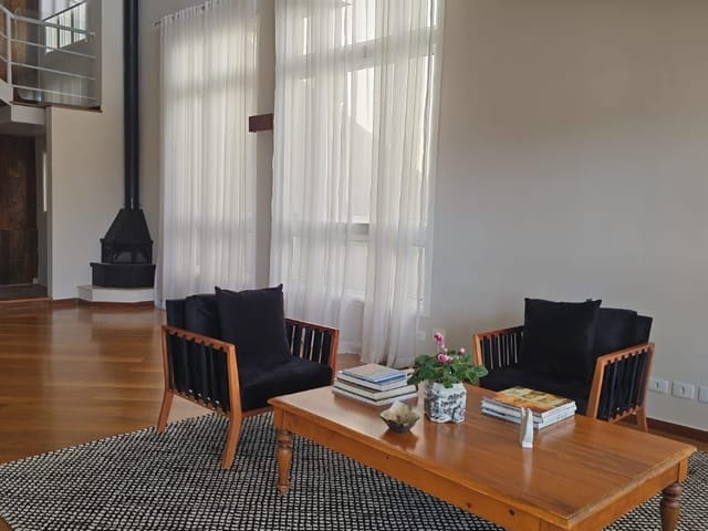 Casa com 420m² 4 quartos e 5 banheiros, à venda, no bairro Residencial Morada dos Lagos em Barueri