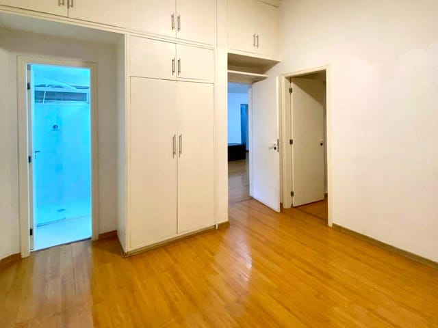 Casa com 420m² 4 quartos e 6 banheiros, à venda, no bairro Alphaville em Santana de Parnaíba
