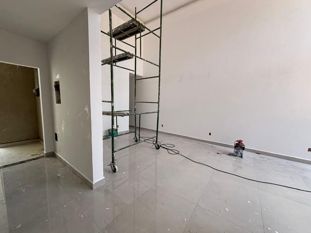 Casa com 180m² 3 quartos e 2 banheiros, à venda, no bairro Riviera Fluminense em Macaé