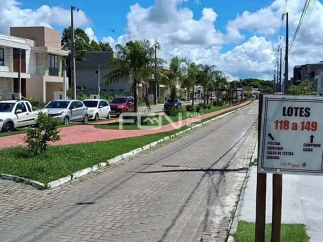 Casa com 180m² 4 quartos e 2 banheiros, à venda, no bairro Vila de Abrantes (Abrantes) em Camaçari