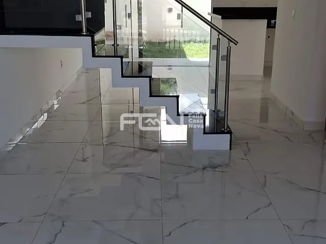 Casa com 180m² 4 quartos e 2 banheiros, à venda, no bairro Vila de Abrantes (Abrantes) em Camaçari