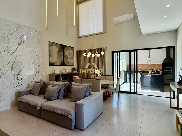 Casa 3 quartos e 4 banheiros, à venda, no bairro Residencial Central Parque em Salto