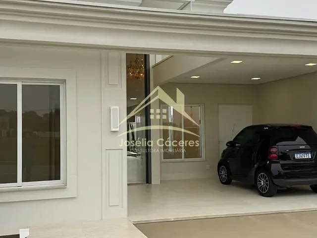 Casa com 270m² 3 quartos e 4 banheiros, à venda, no bairro R. Vinte e Seis em Chapada dos Guimarães