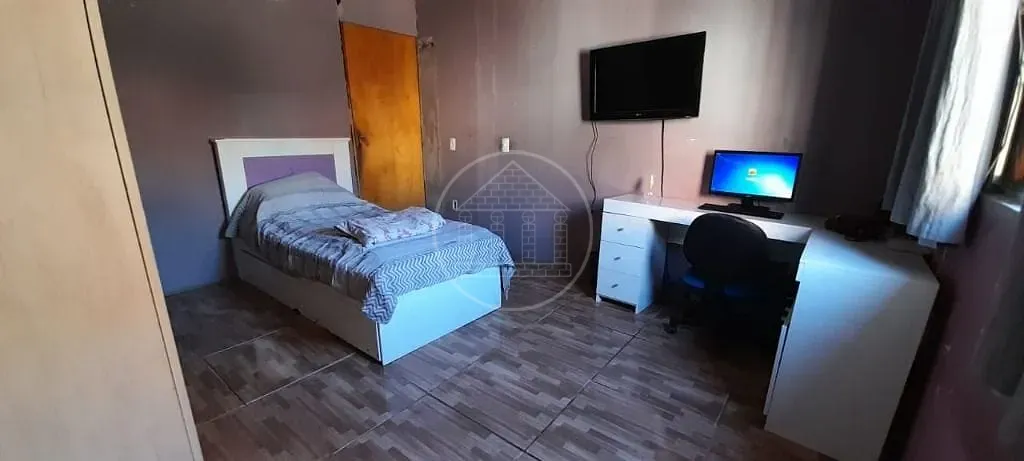 Casa, 5 quartos, 220 m² - Foto 2