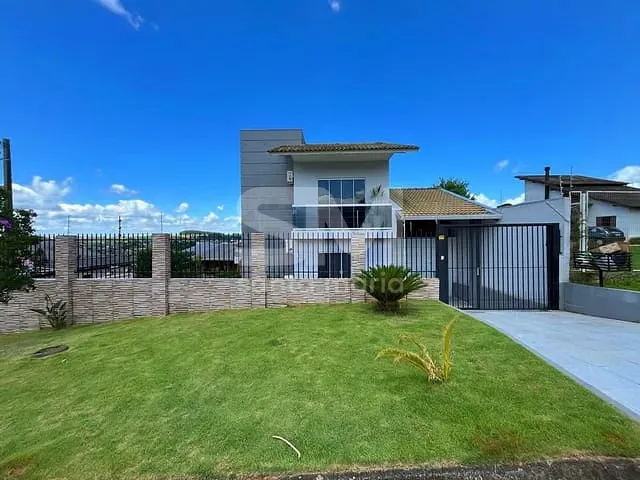 Casa 2 quartos e 2 banheiros, para alugar, no bairro Santa Maria em Chapecó