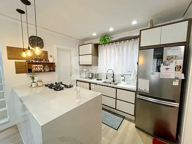 Casa com 561m² 3 quartos e 2 banheiros, à venda, no bairro Santa Maria em Chapecó