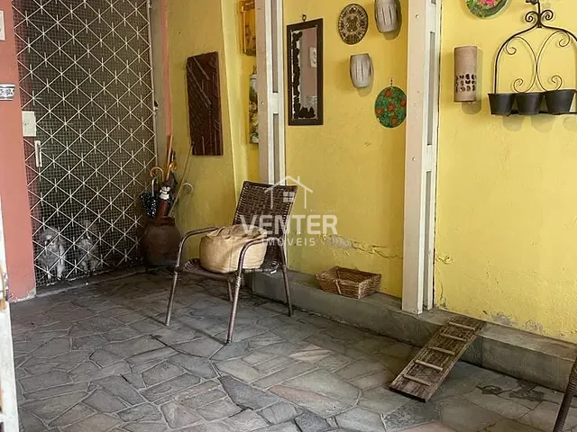 Casa com 260m² 3 quartos e 1 banheiro, à venda ou para alugar, no bairro Centro em Taubaté