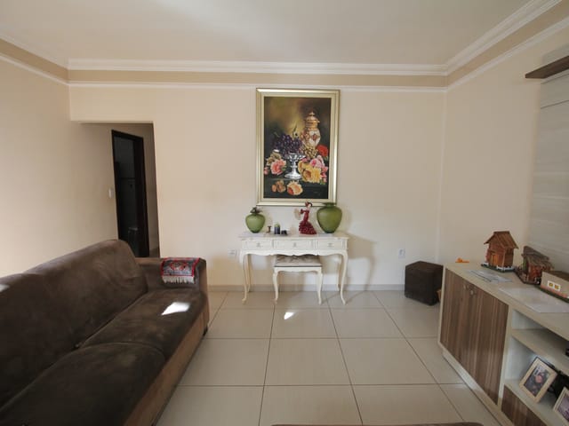 Casa com 300m² 3 quartos e 3 banheiros, à venda, no bairro Recanto do Lago em São João da Boa Vista