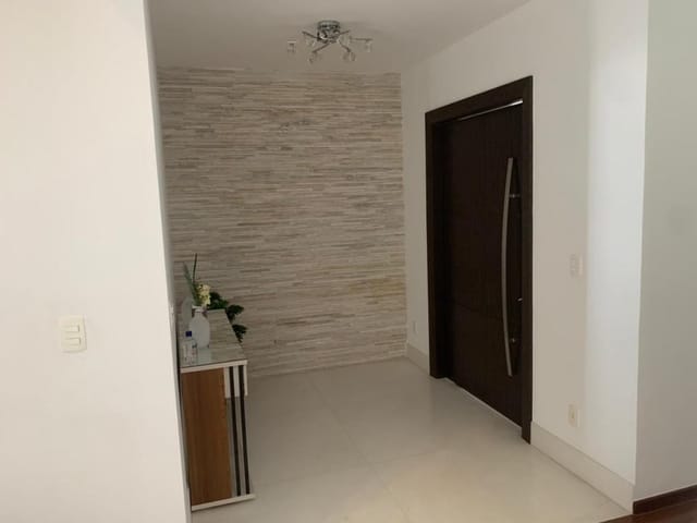 Casa com 378m² 4 quartos e 6 banheiros, à venda, no bairro Alphaville em Santana de Parnaíba