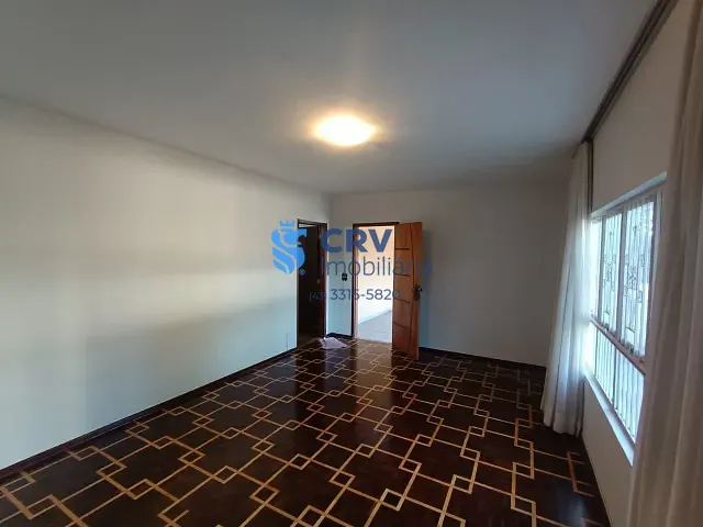 Casa com 406m² 3 quartos e 3 banheiros, para alugar, no bairro Parque do Lago Juliana em Londrina