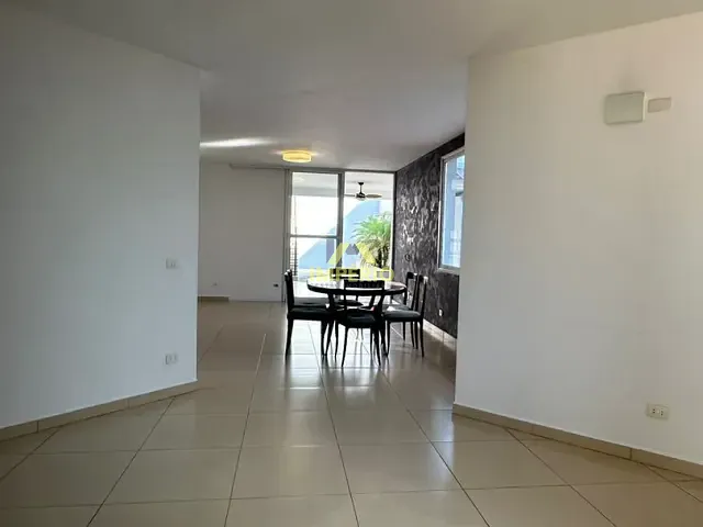 Casa com 360m² 4 quartos e 3 banheiros, à venda, no bairro Jardim D'Icaraí em Salto