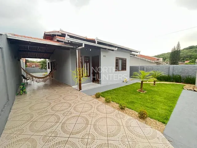 Casa com 110m² 3 quartos e 2 banheiros, à venda, no bairro Itinga em Joinville