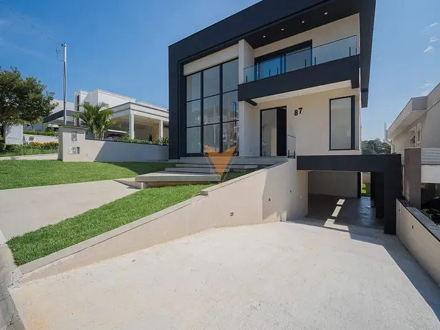 Casa com 560m² 4 quartos e 5 banheiros, à venda, no bairro Jardim do Golf I em Jandira
