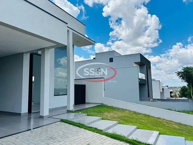 Casa 3 quartos e 3 banheiros, à venda, no bairro Zona Predominantemente Residencial Dois ( ZPR 2) em Nova Odessa
