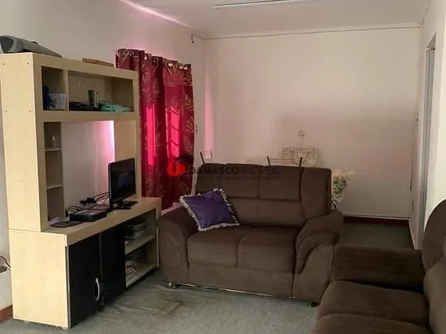 Casa com 400m² 3 quartos e 1 banheiro, à venda, no bairro Oswaldo Cruz em São Caetano do Sul
