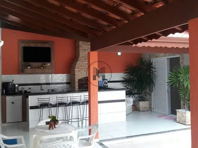 Casa com 250m² 4 quartos e 3 banheiros, à venda, no bairro Residencial Village Santana em Guaratinguetá