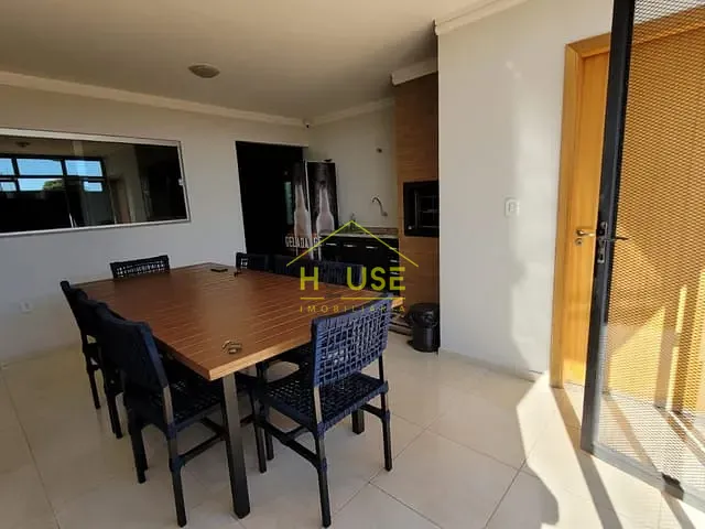Casa com 229m² 3 quartos e 3 banheiros, à venda, no bairro Jardim Residencial Vilar em Votuporanga